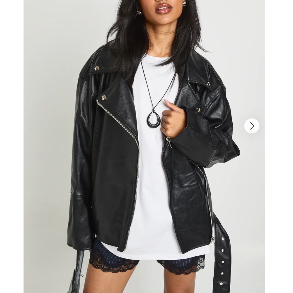 Boohoo Black Faux Leather Bomber Jacket - Picture 2 of 4
